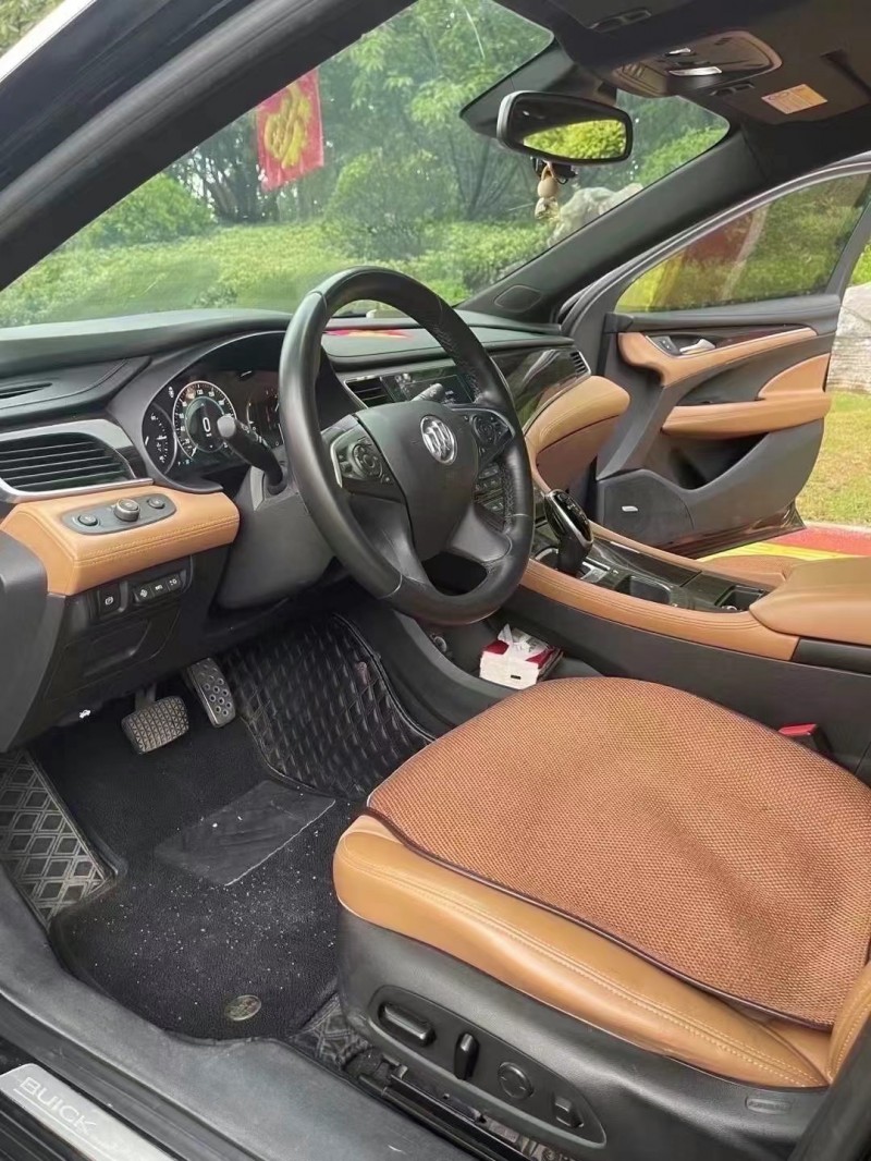 枣庄17年别克君越4