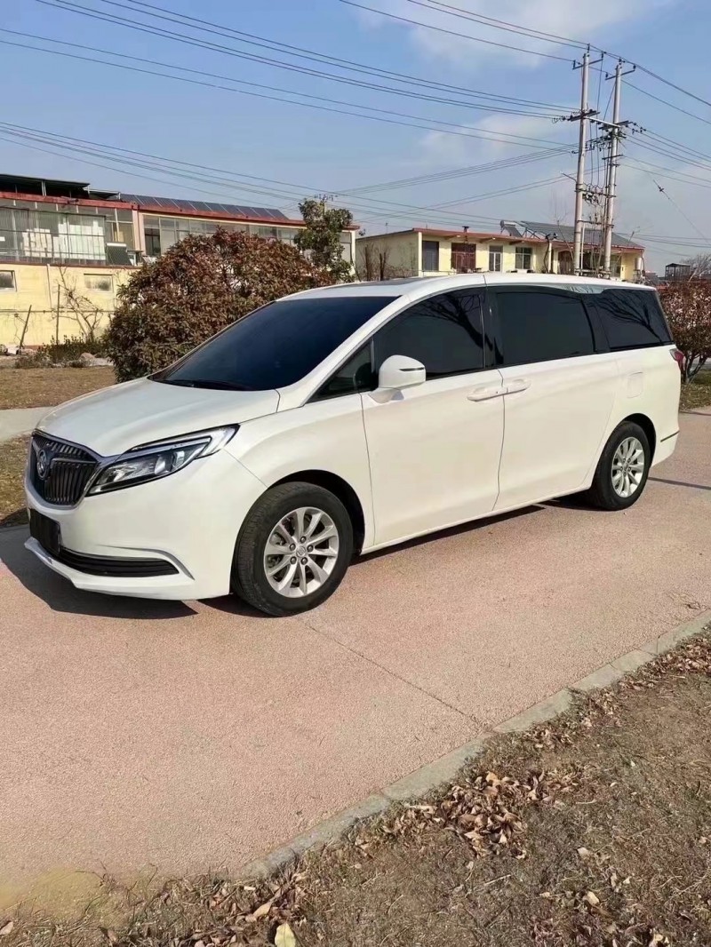 枣庄17年别克GL82