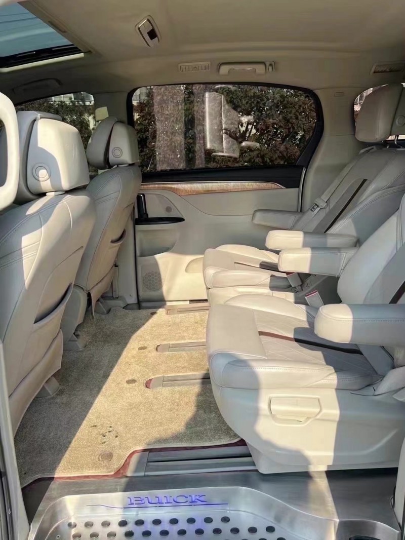 枣庄17年别克GL85