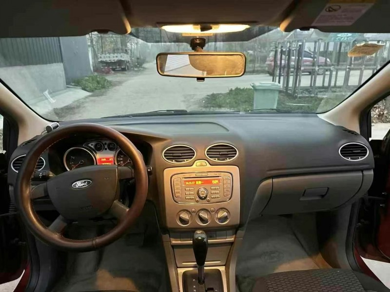 徐州15年福特福克斯5