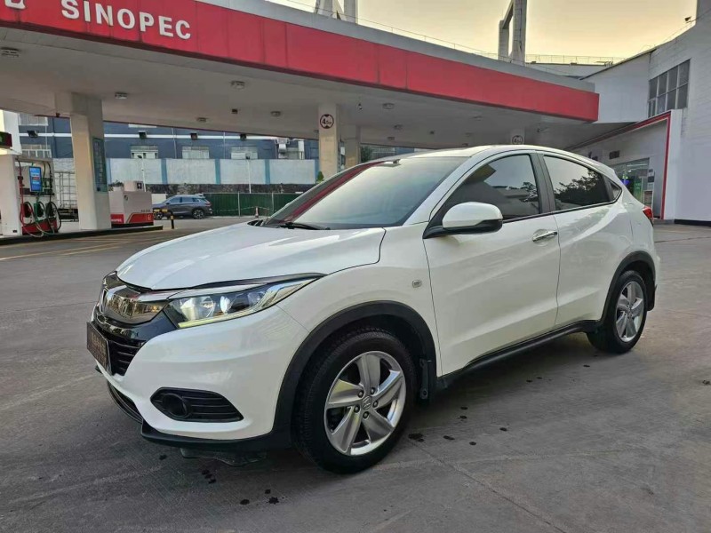 东莞19年本田缤智3