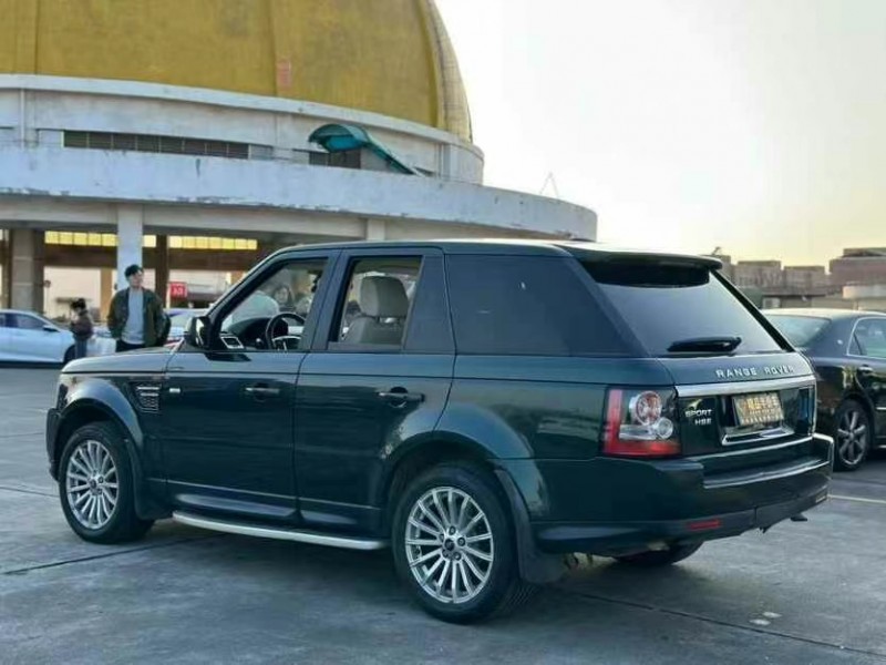 东莞13年路虎揽胜运动8