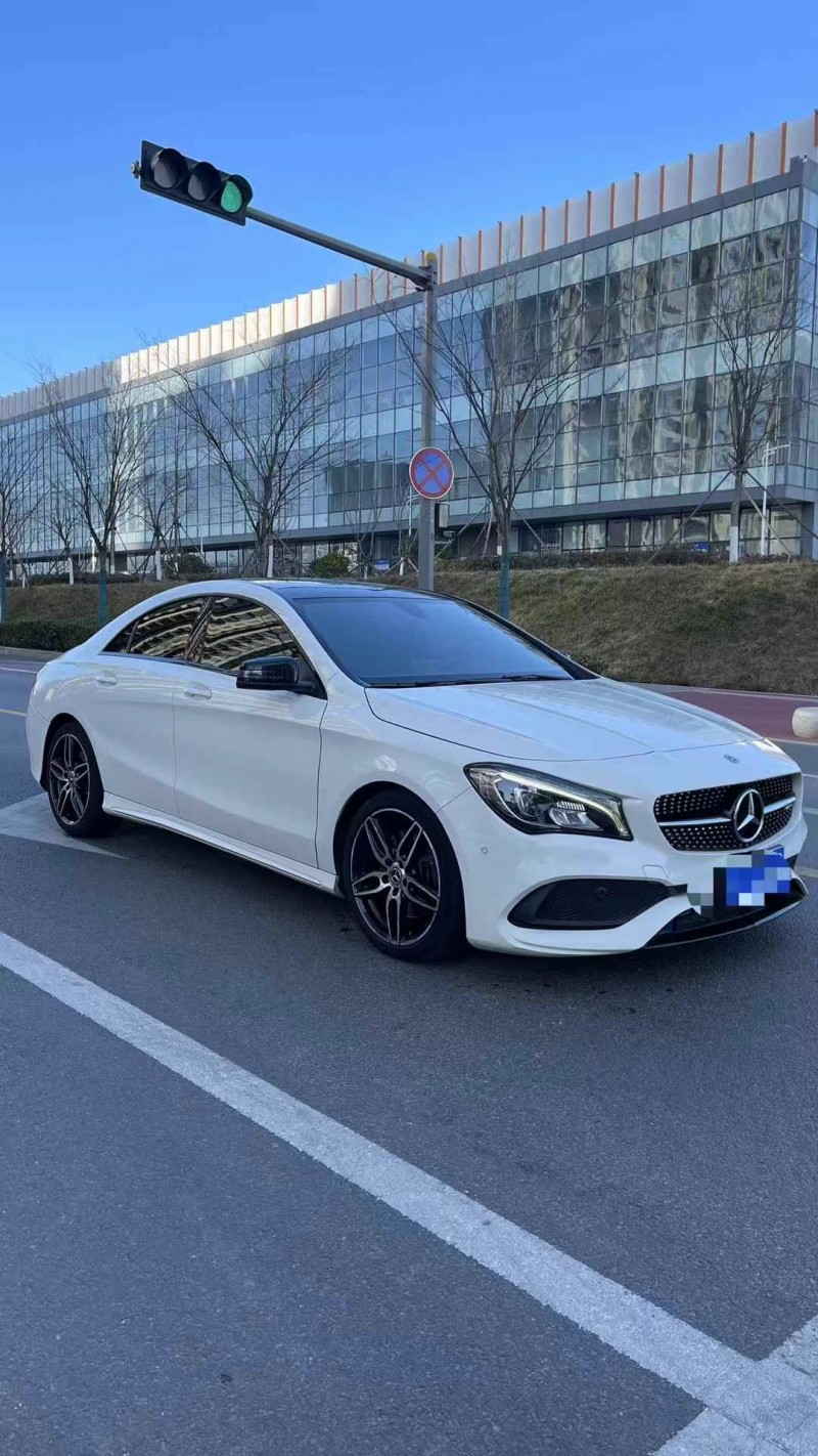 济宁18年奔驰CLA2