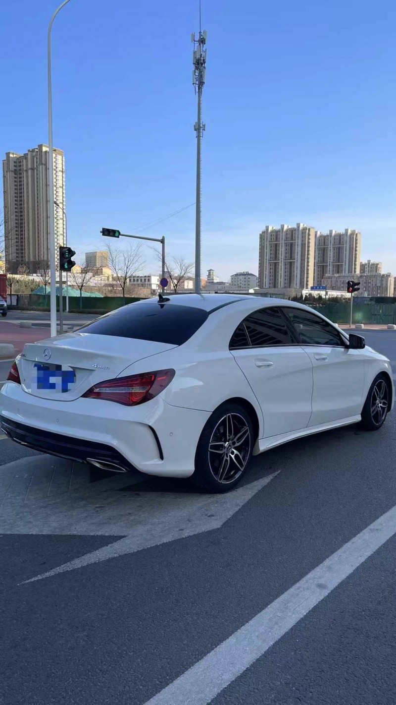 济宁18年奔驰CLA4