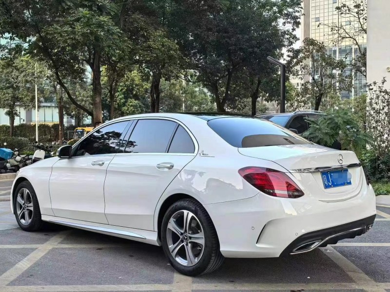 广州21年奔驰C8