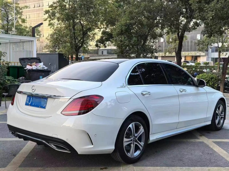 广州21年奔驰C9