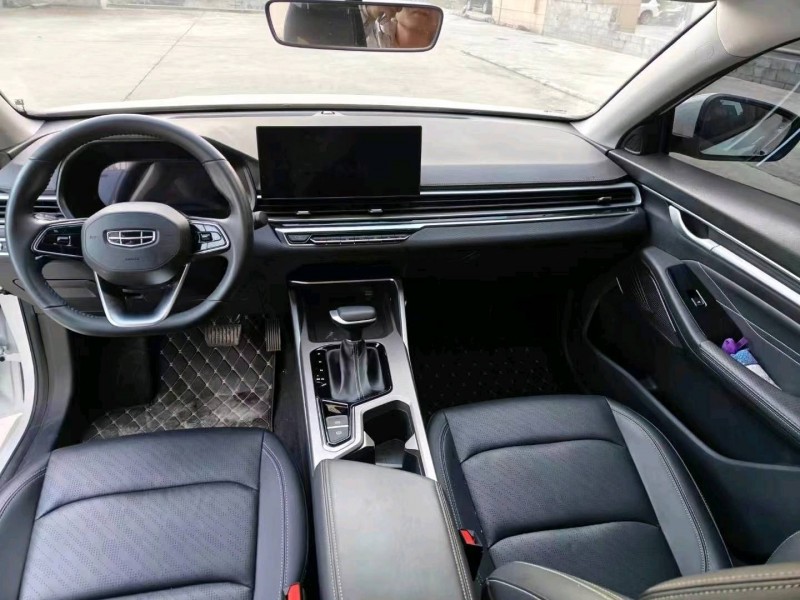 长沙24年吉利帝豪4