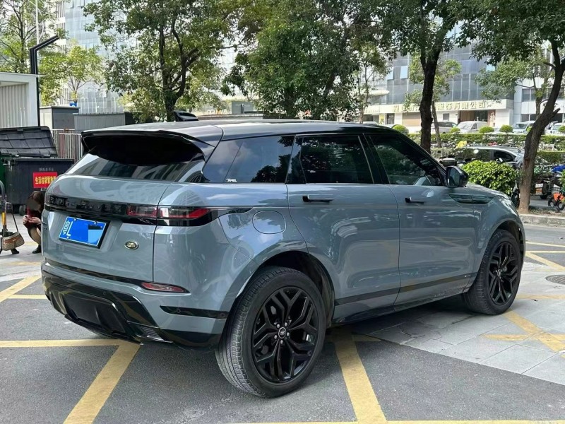 广州21年路虎极光7