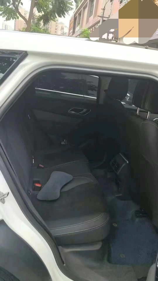 广州19年路虎揽胜星脉8