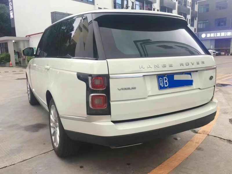 广州18年路虎揽胜行政8