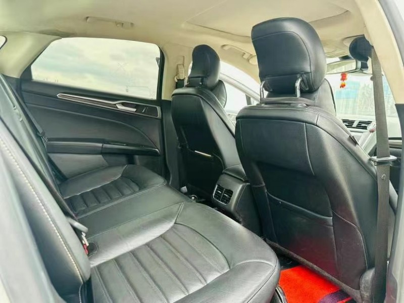 东莞18年福特蒙迪欧9