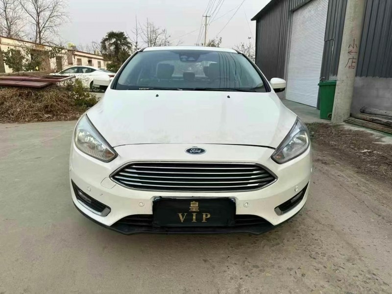 徐州17年福特福克斯1