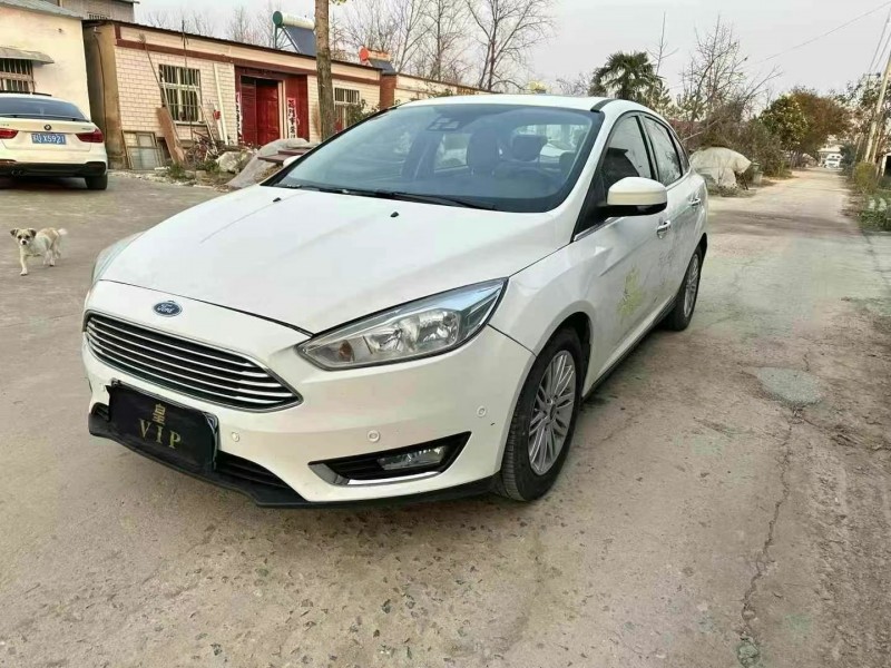 徐州17年福特福克斯3