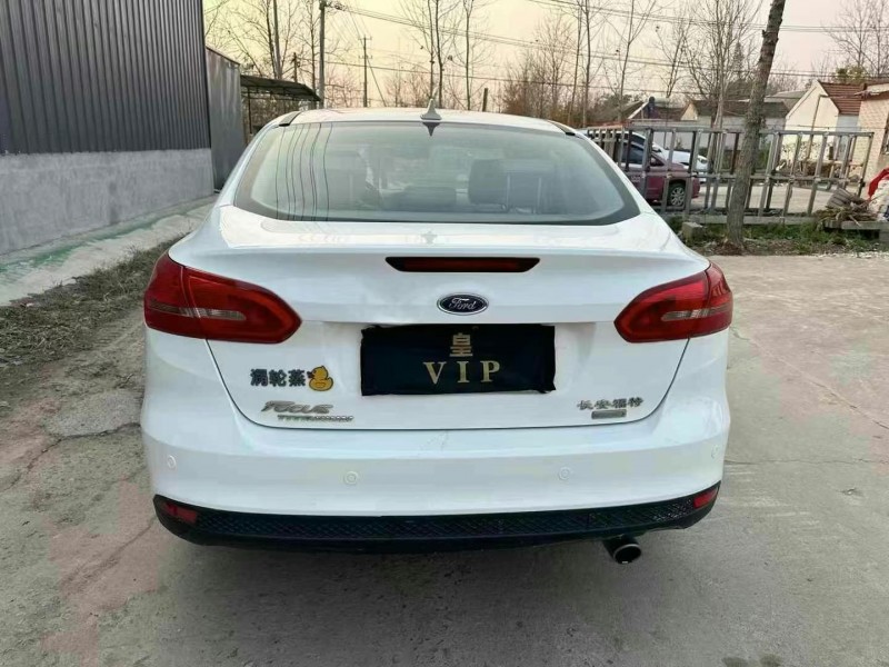 徐州17年福特福克斯9