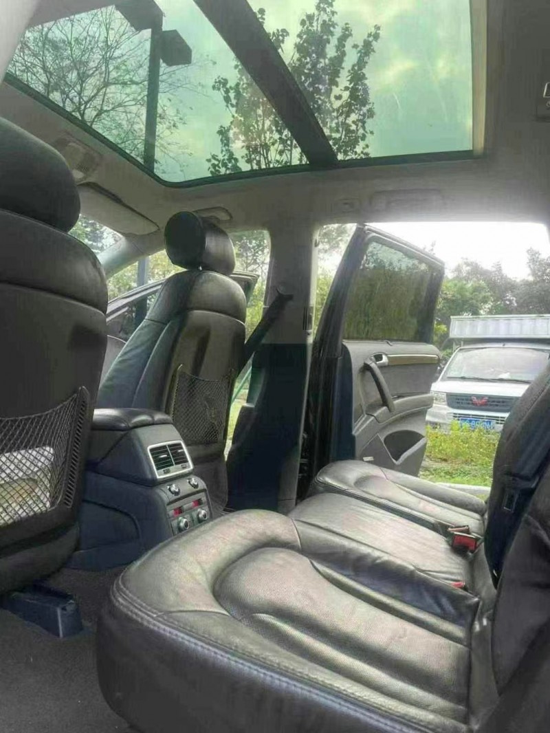 东莞12年奥迪Q75