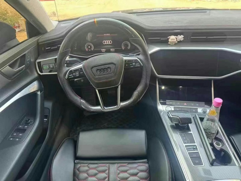 广州20年奥迪A7L5