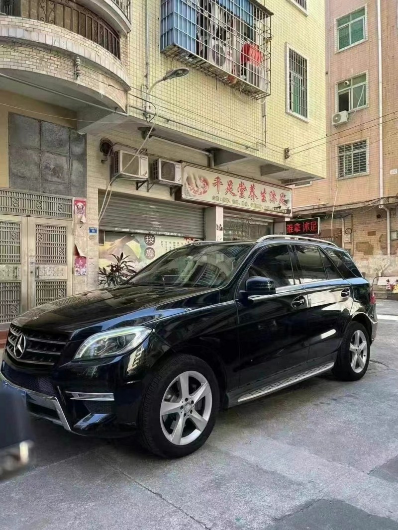 广州13年奔驰ML2