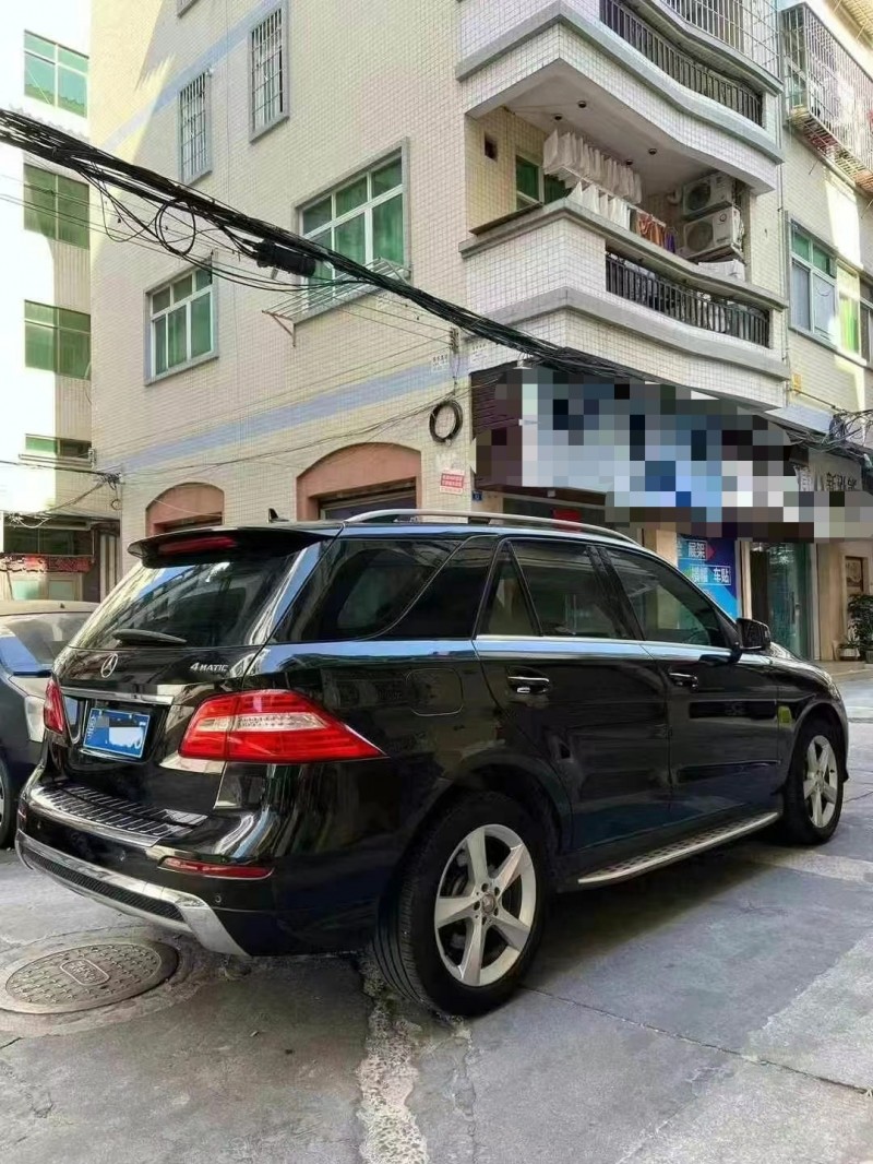 广州13年奔驰ML3