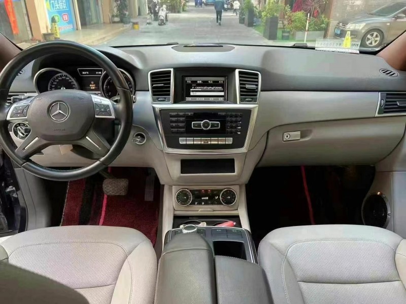 广州13年奔驰ML5