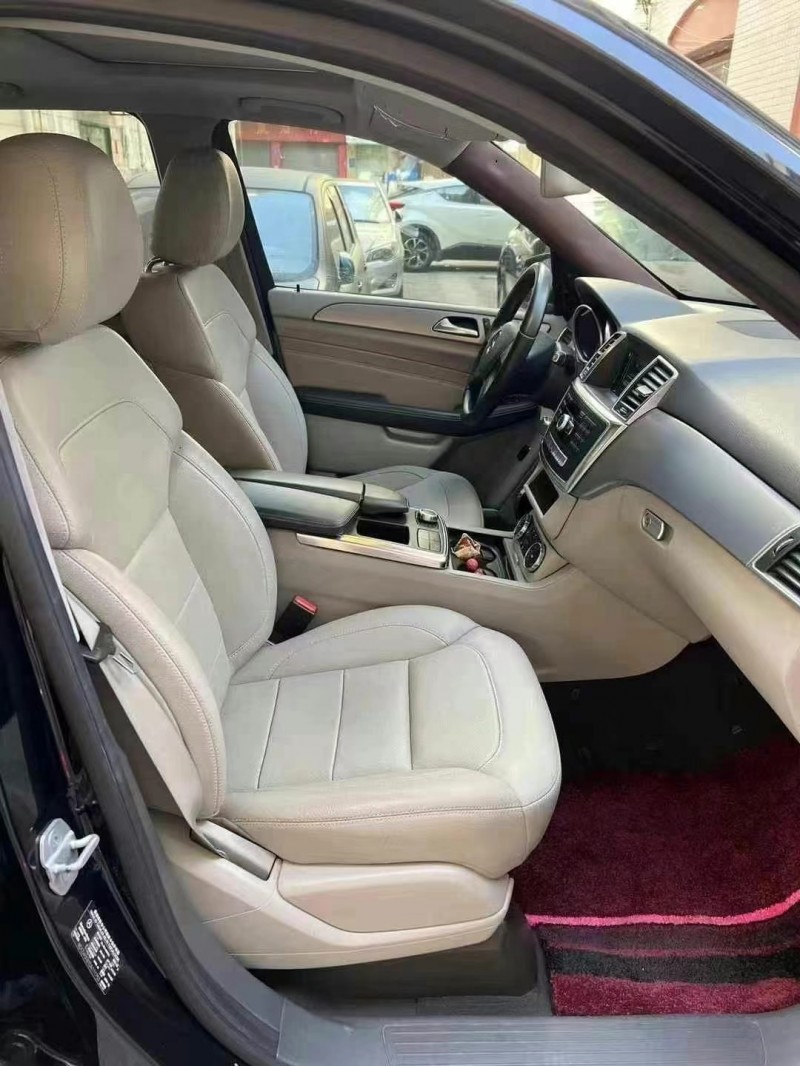 广州13年奔驰ML8