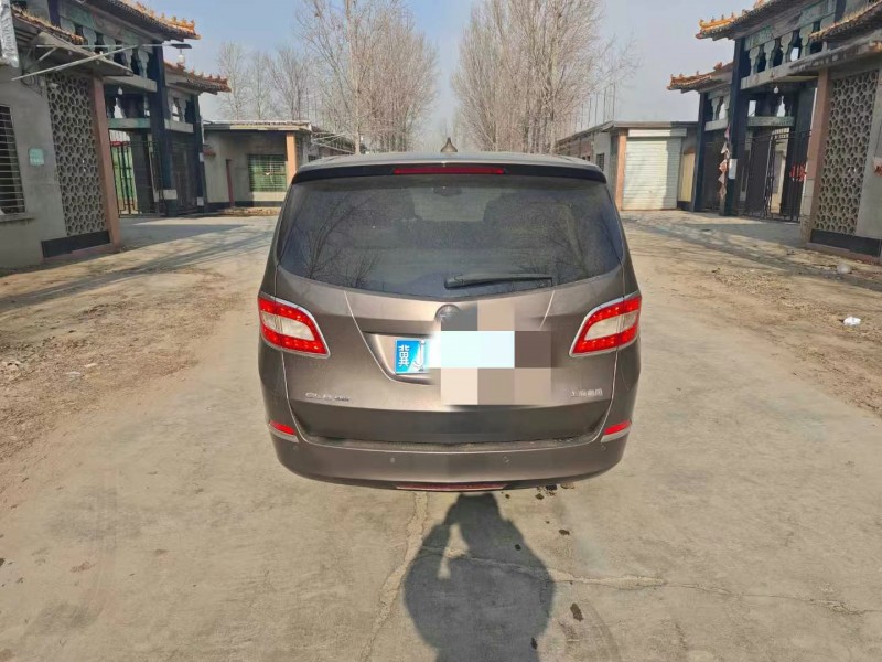 保定12年别克GL84