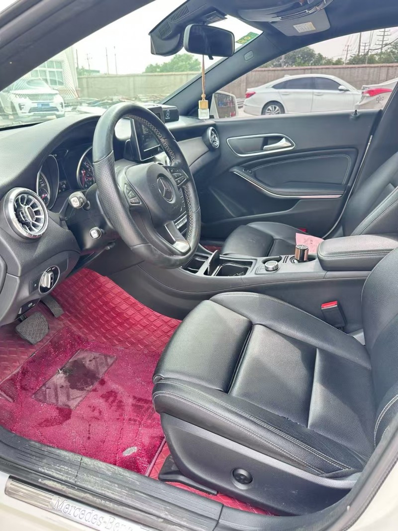 徐州16年奔驰CLA8