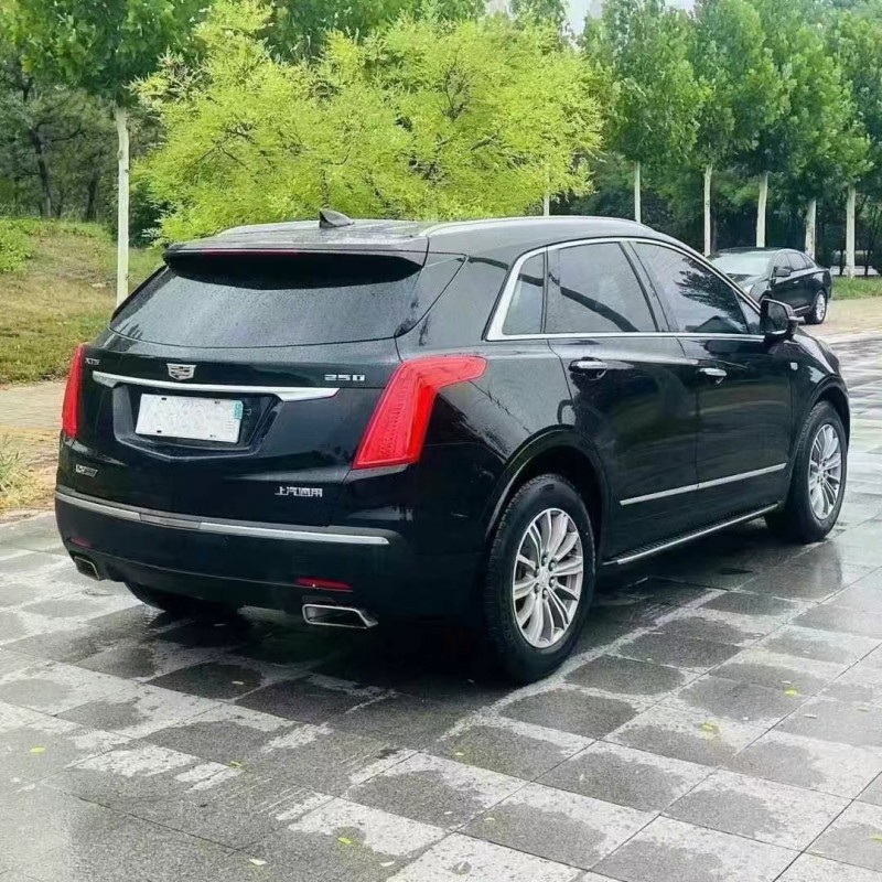 濟寧17年凱迪拉克XT59