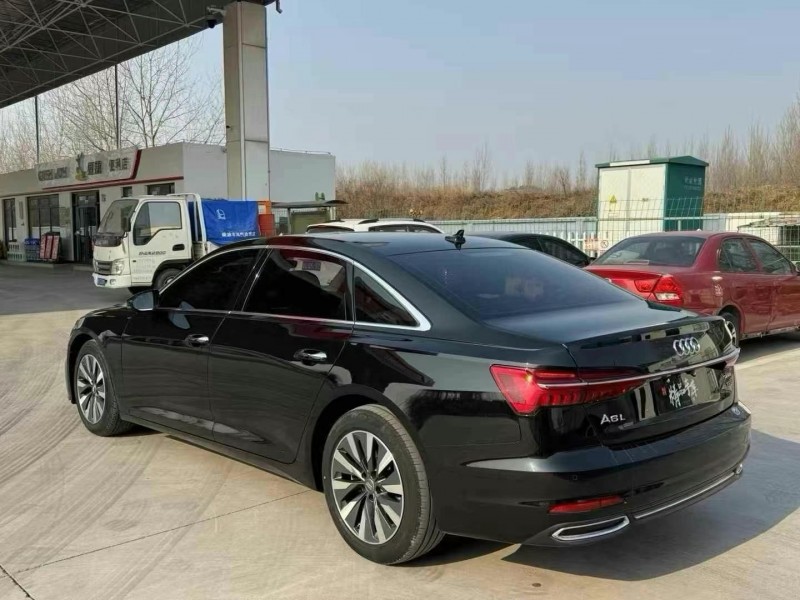 济宁21年奥迪A6L4