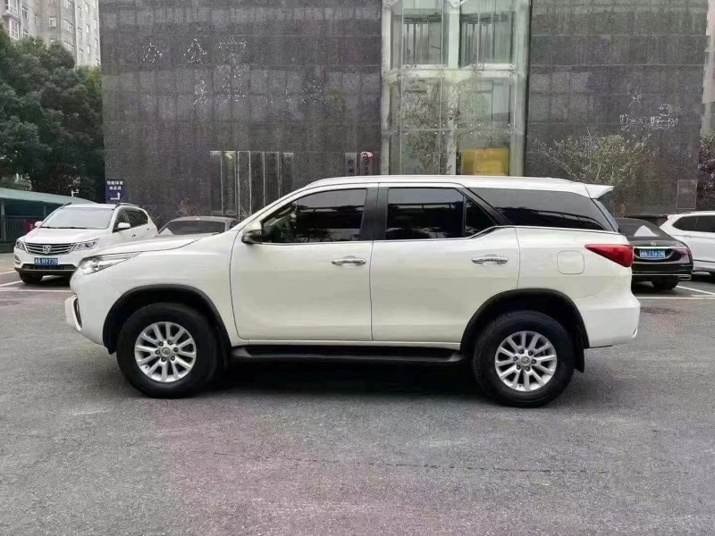 邵阳18年丰田穿越者4