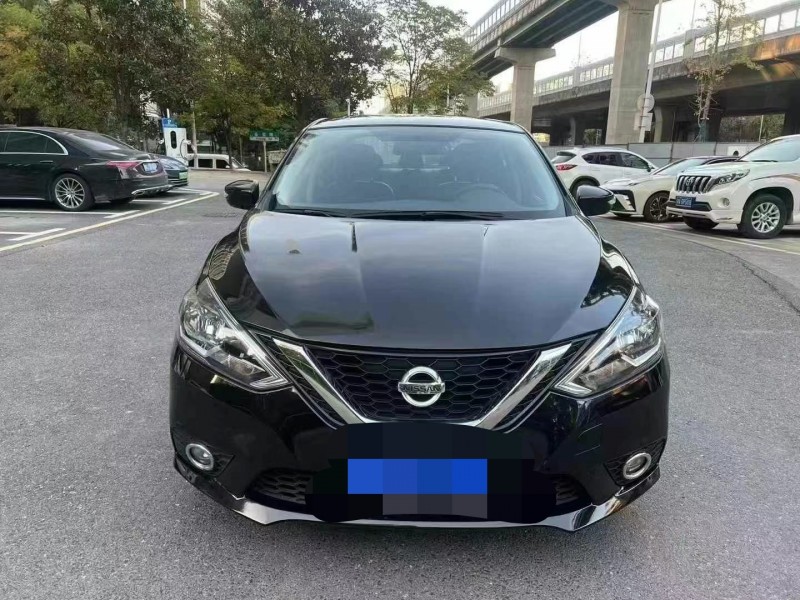 邵阳17年日产轩逸1