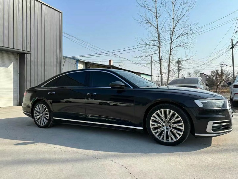 徐州20年奥迪A8L2