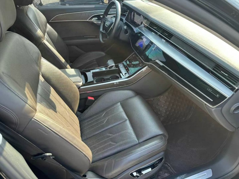 徐州20年奥迪A8L7