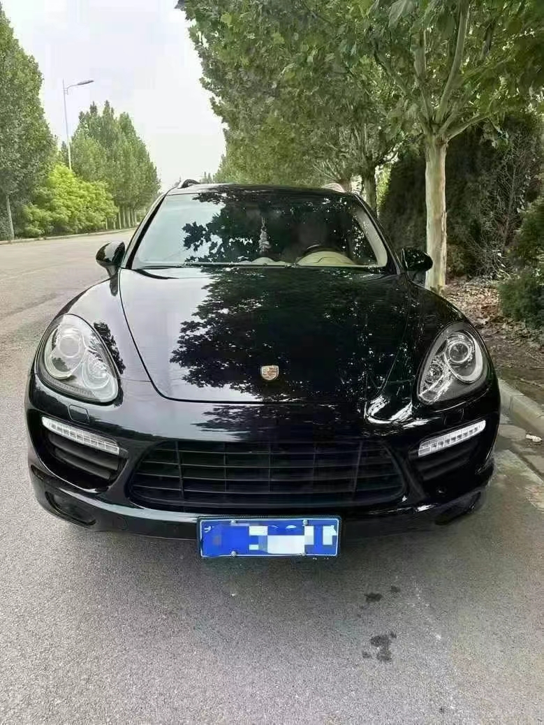 保定13年保时捷卡宴1