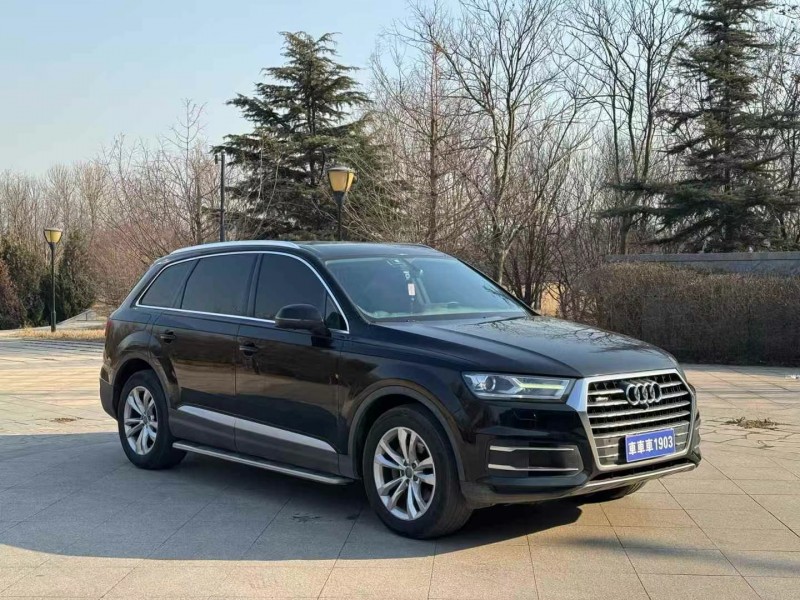 济宁18年奥迪Q72