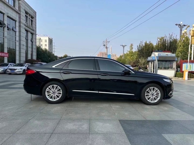 枣庄18年福特金牛座7