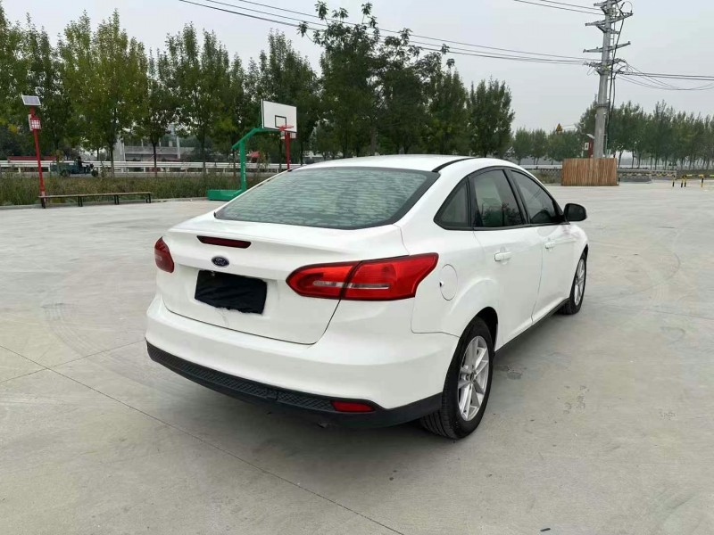 徐州15年福特福克斯8