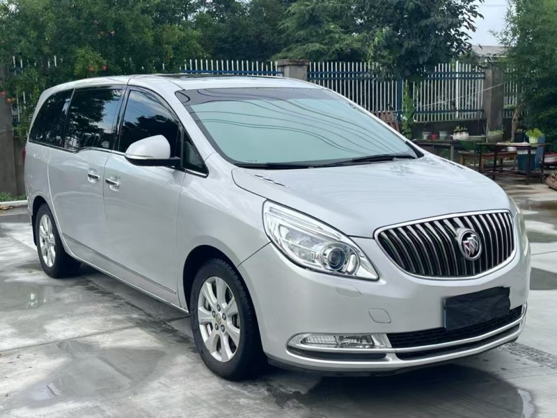 徐州16年别克GL82