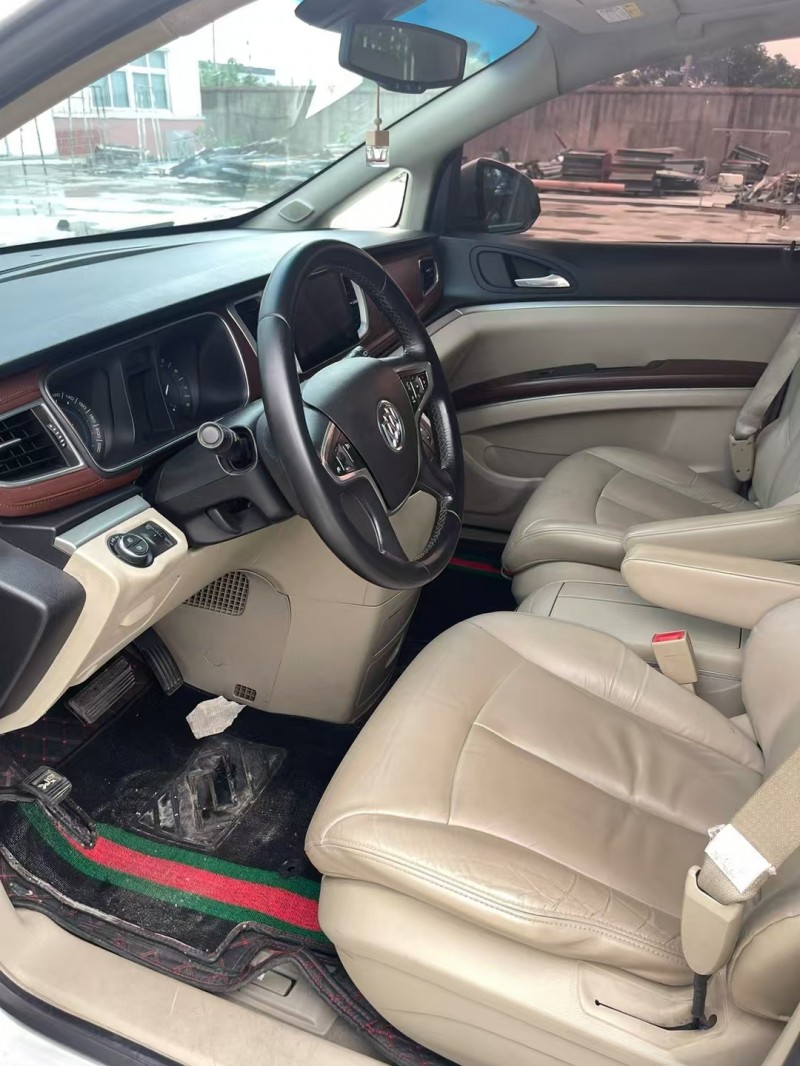 徐州16年别克GL87