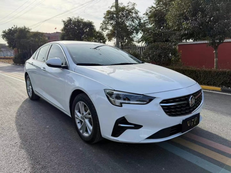 枣庄22年别克君威2