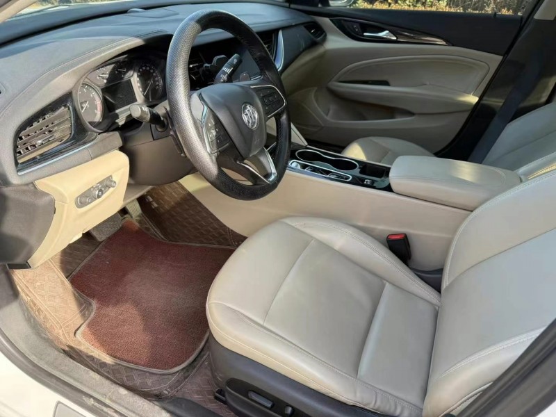 枣庄22年别克君威6