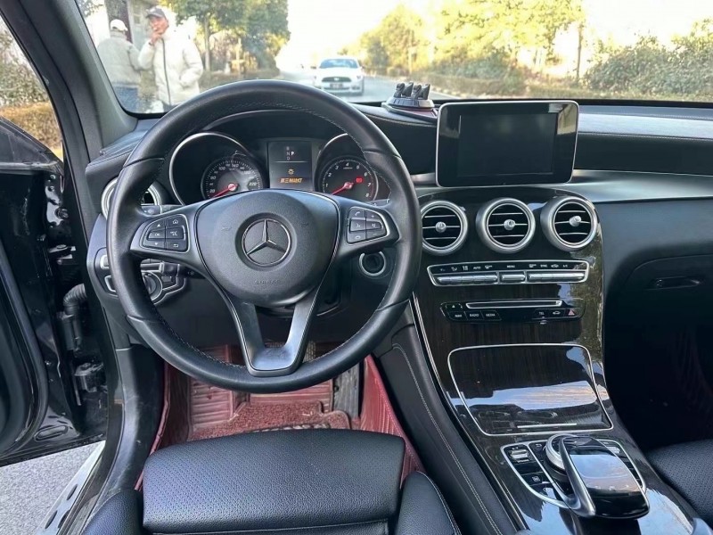 枣庄19年奔驰GLC6