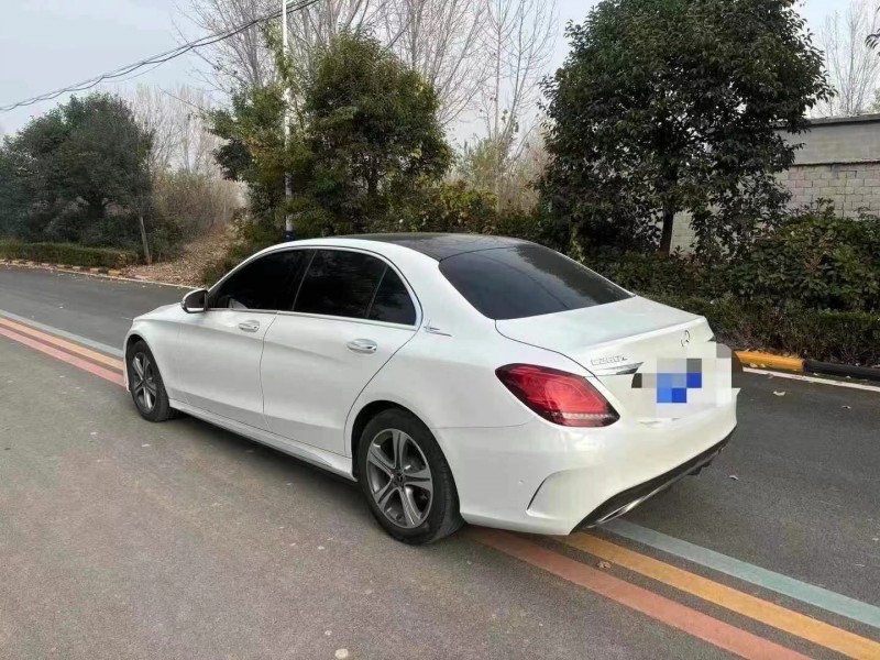 枣庄19年奔驰C8