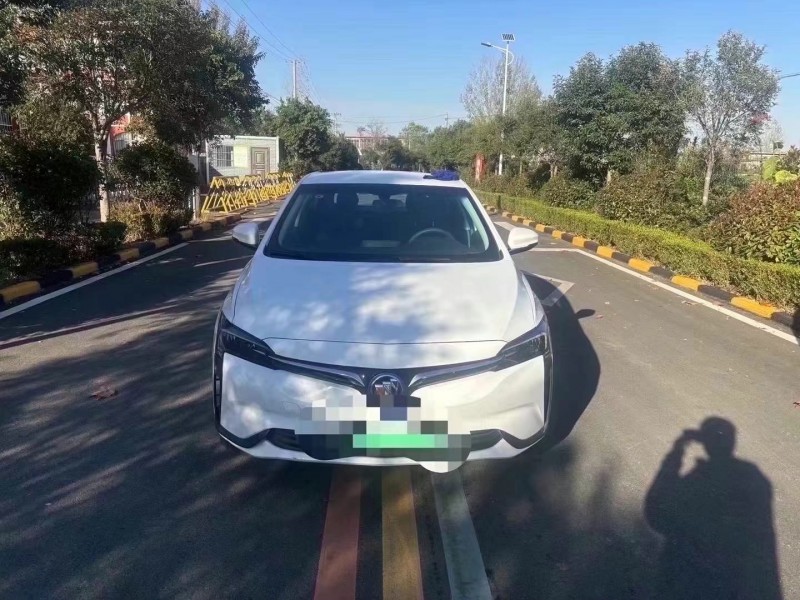 枣庄24年别克微蓝1