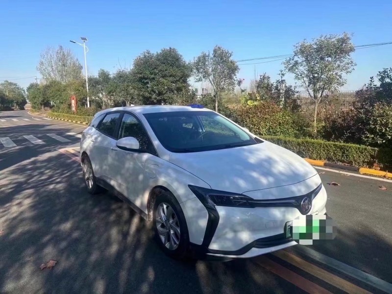 枣庄24年别克微蓝2