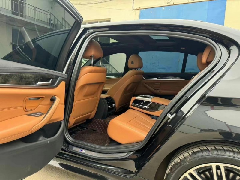 保定19年宝马5系6