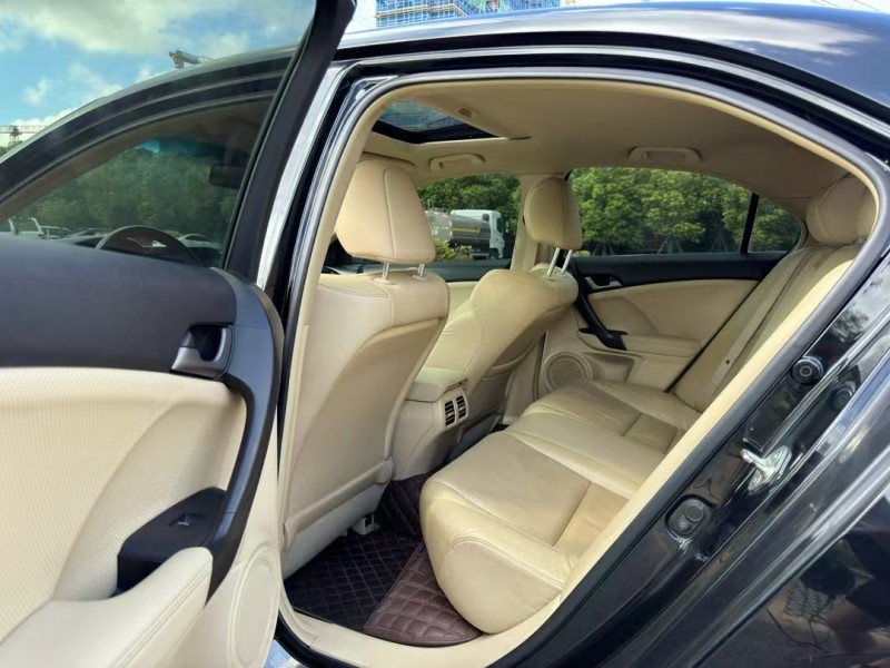 盐城11年本田思铂睿7