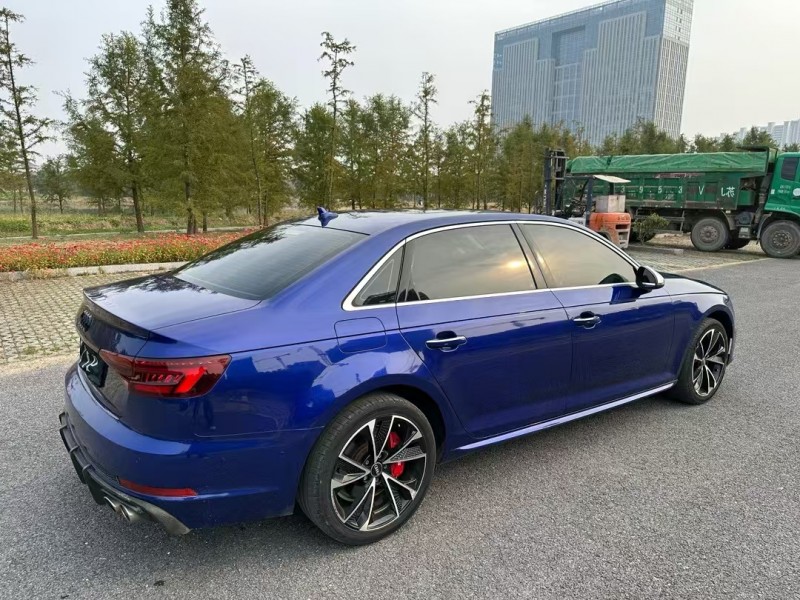 盐城19年奥迪A4L5