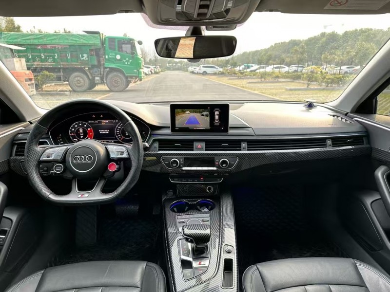 盐城19年奥迪A4L8