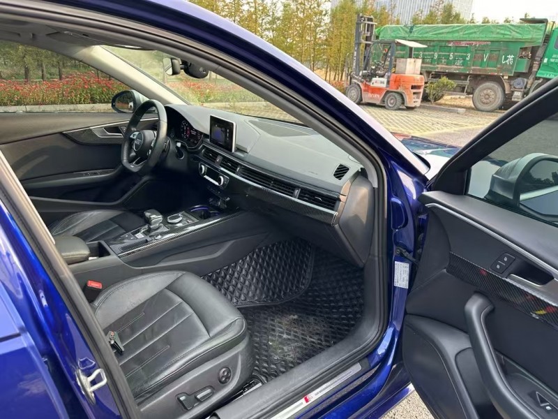 盐城19年奥迪A4L9