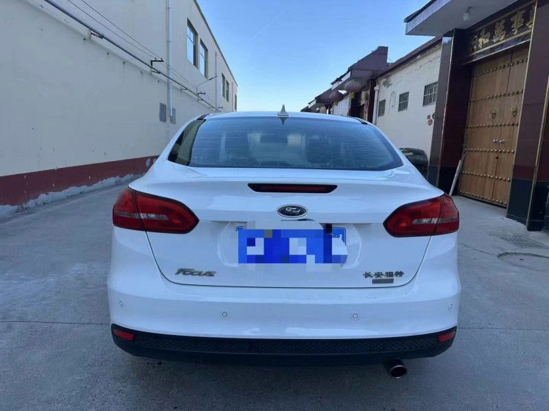 保定17年福特福克斯3
